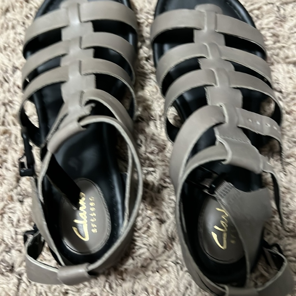 Clark’s Viveca Myth Sage Leather 7 sandal - Picture 6 of 7